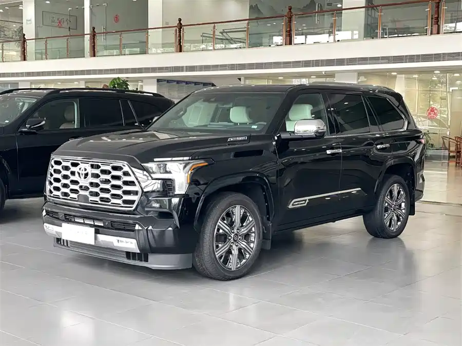Toyota Sequoia