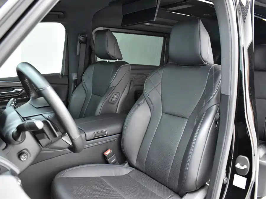 Toyota Vellfire photo 15