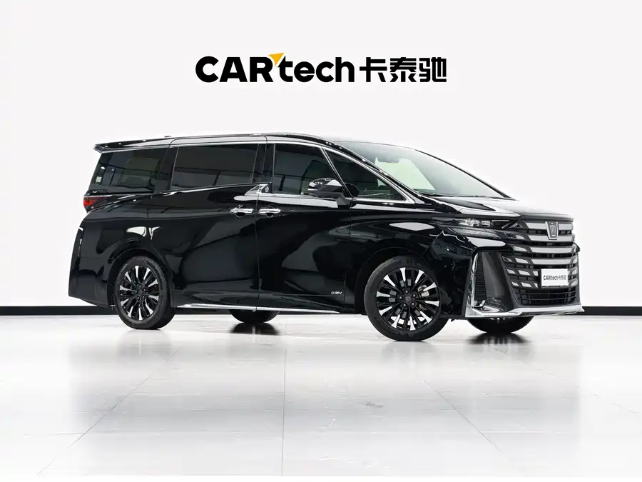 Toyota Vellfire photo 3