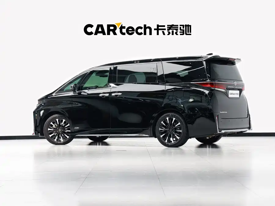 Toyota Vellfire photo 25